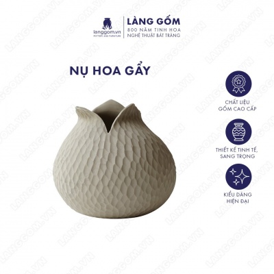 Nụ hoa gẩy